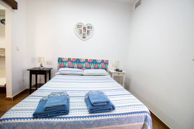 Fully equipped rental apartment with terrace | Pet-friendly — photo 4