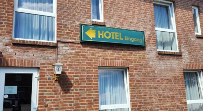 Hotel Hoyers in Pinneberg, Free Parking and WiFi — photo 3