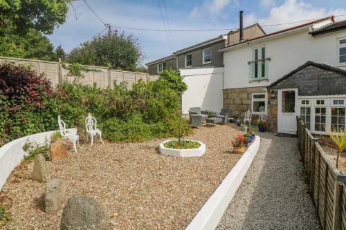 House Saint Ives