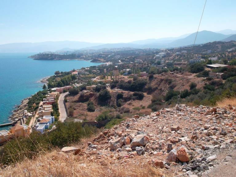 σπίτι Charaki