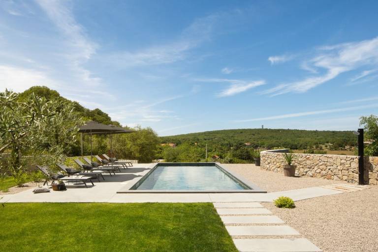 Villa with private pool, terrace & yard — photo 4