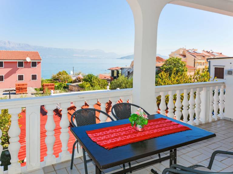 Ferienwohnung in Slatine, Gespanschaft Split-Dalmatien f&uuml;r max. 3 Personen, 
