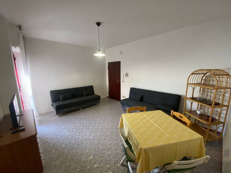 Holiday apartment with 2 rooms for 6 persons — photo 3