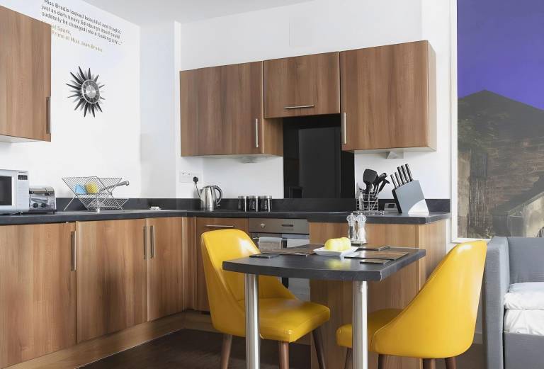 Beautiful serviced apartment | Next to Edinburgh Castle | Suitable for remote work | Pet-friendly — photo 5