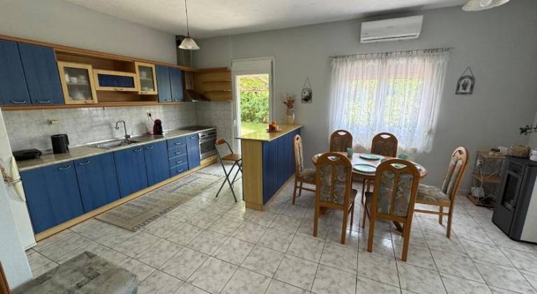 Villa with patio, garden & BBQ — photo 4