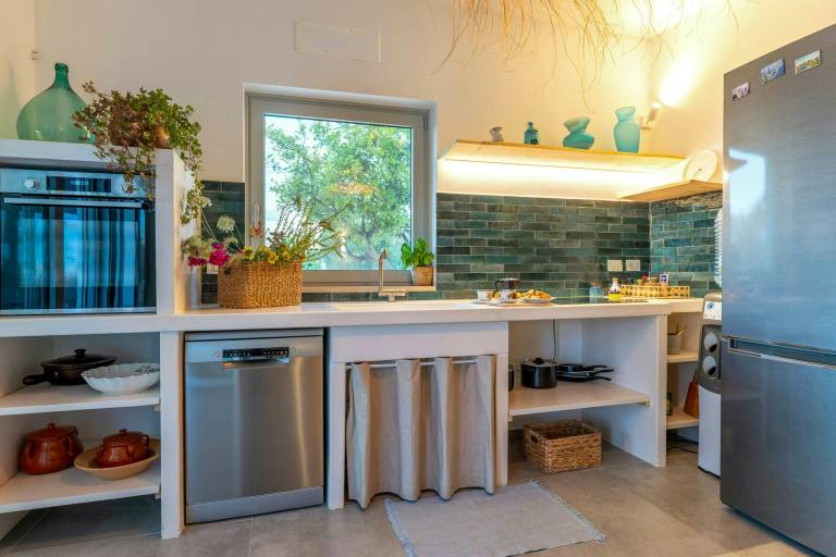 Child-friendly vacation home with garden, terrace & grill | Perfect for remote work | Pets are welcome — photo 5