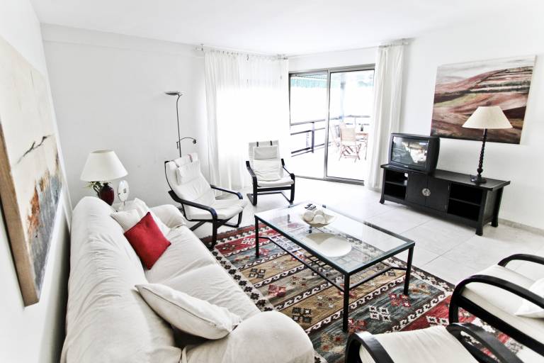 Holiday apartment with pool & terrace | Next to the beach | Pet-friendly — photo 2