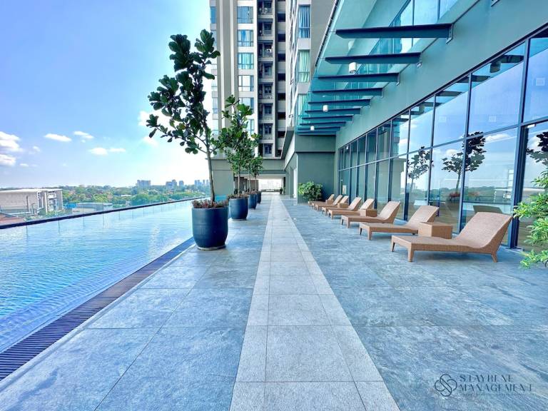 Condo Bukit Senyum