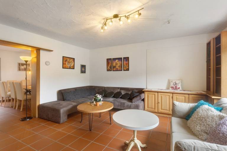 House with terrace, garden & fast internet | City view — photo 4