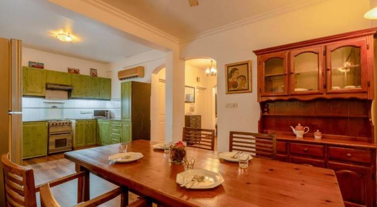 The Bumblebee- Serene 3BHK Villa- Candolim, Goa — photo 4