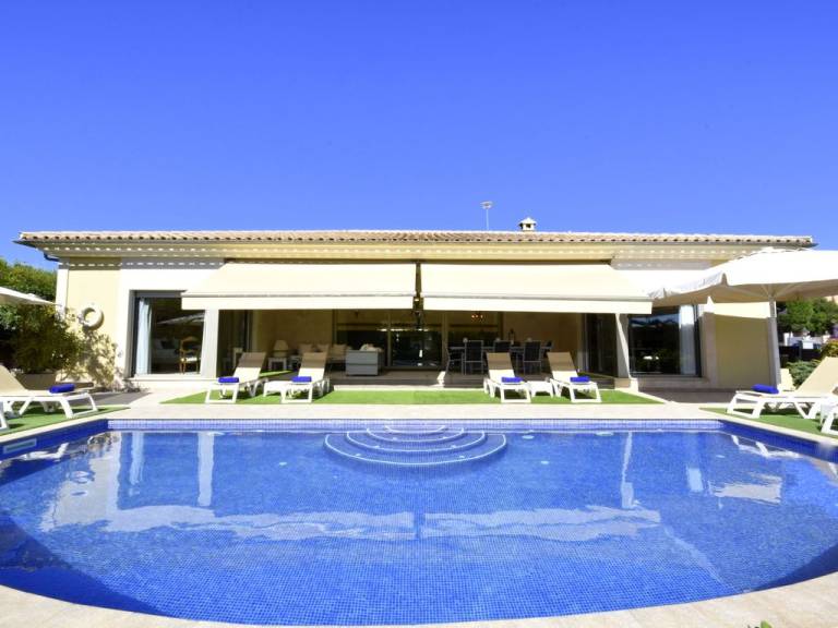 44377 BELLVIURE LUXURY VILLA