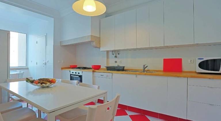 Rental apartment with terrace — photo 2