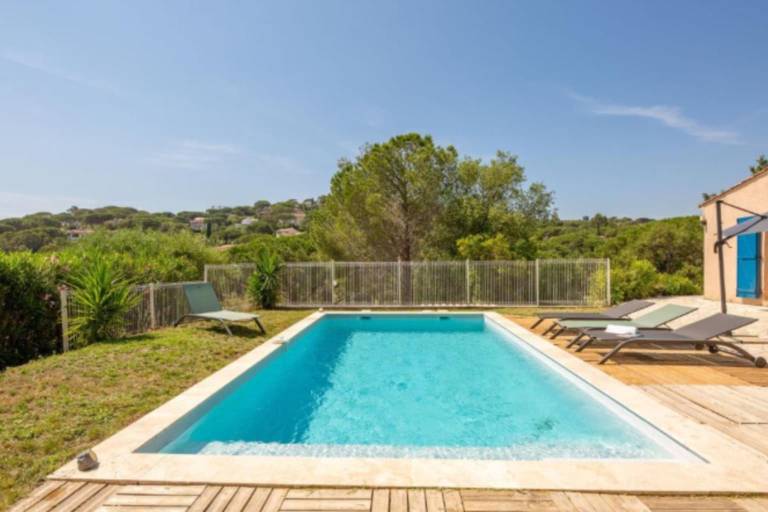 House with terrace, private pool & BBQ — photo 4