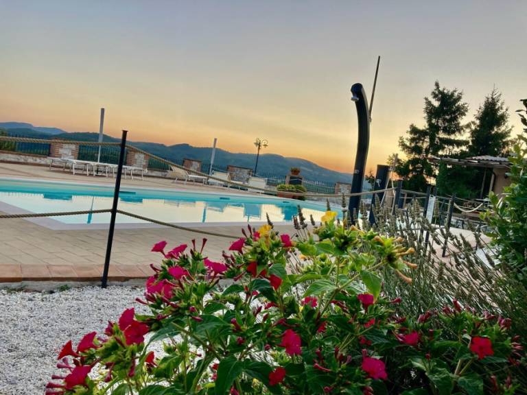 La Somma: Per 2 vista montagne e piscina — photo 4