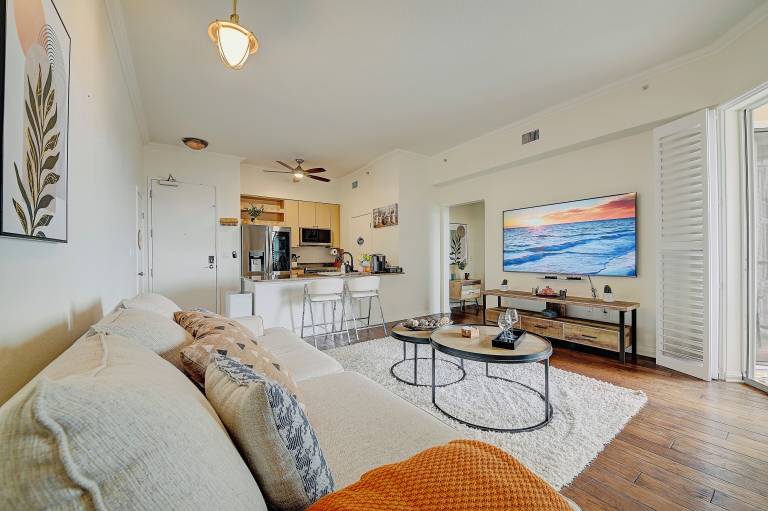 Condo Long Beach