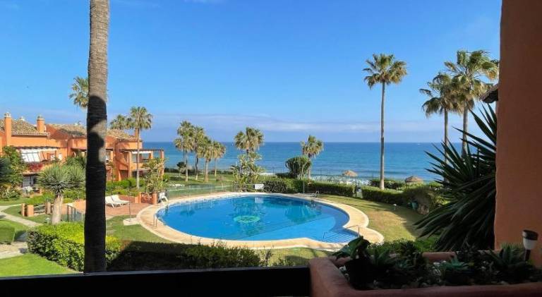 Apartment with pool | Close to the beach | Pet-friendly in Estepona