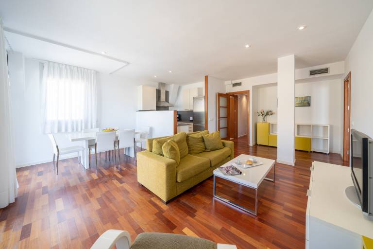 Fully equipped apartment with pool, yard & terrace | Close to the beach | Pet-friendly — photo 3