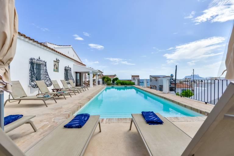 Villa with garden, private pool & patio — photo 3