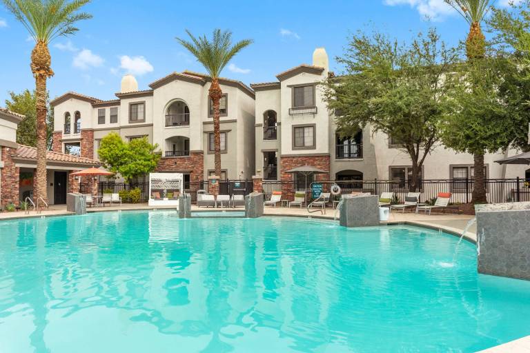 CozySuites Glendale by the stadium with pool 31
