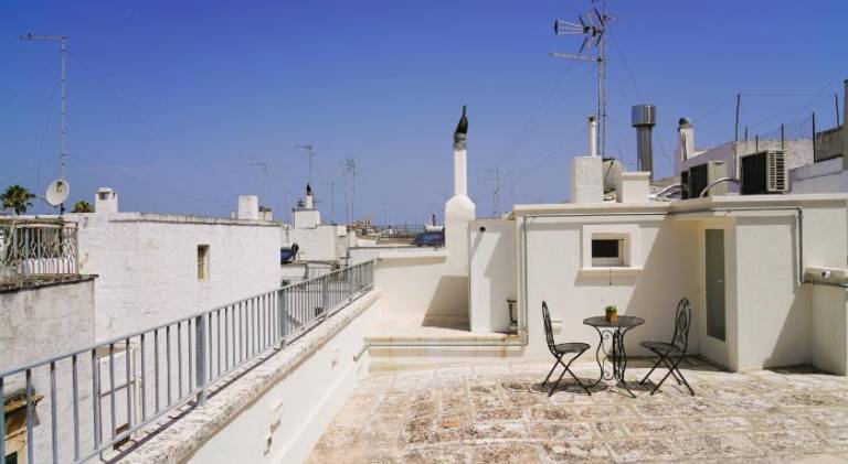 House with 2 rooms for 4 persons — photo 2