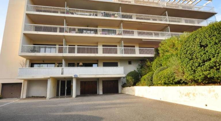 Apartment with 2 rooms for 4 persons — photo 4