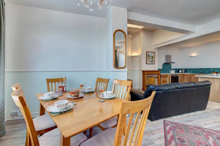 Holiday apartment with garden | Water view — photo 4