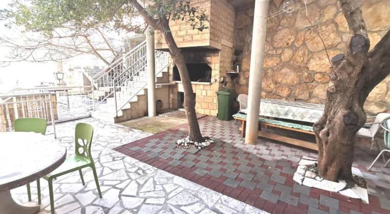Holiday apartment with patio — photo 4