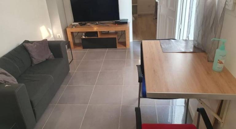 Rental apartment with 1 room for 3 persons in Bagnolet