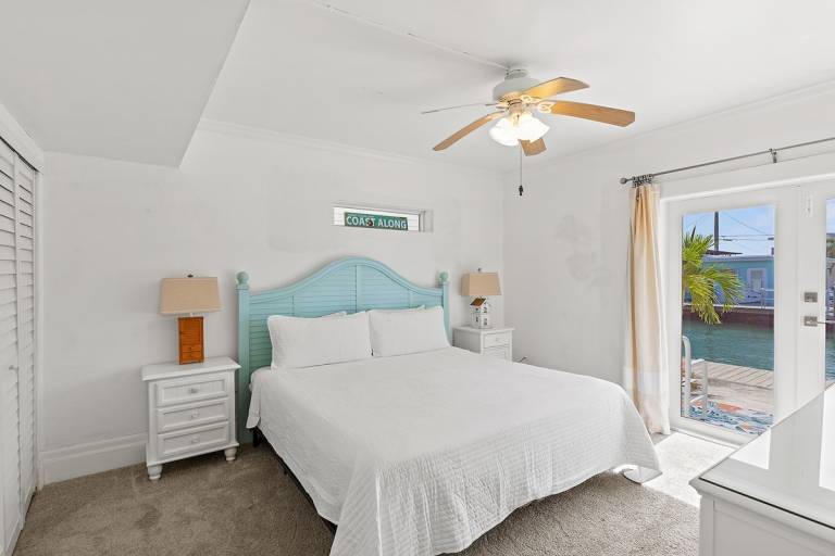 Marlin Manor Waterfront Home 2min to Open Ocean! — photo 5