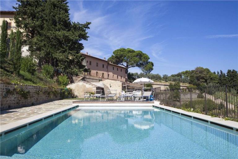 Holiday apartment with terrace & garden in Montaione