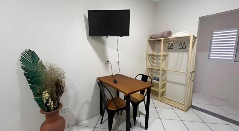 House with 1 room for 3 persons in Jundiai
