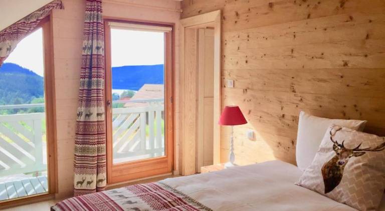 Chalet Le Flocon Bleu - Mauselaine avec vue sur le Lac de Gerardmer in Gérardmer