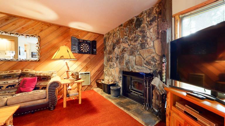 Condo with sauna & jacuzzi — photo 3