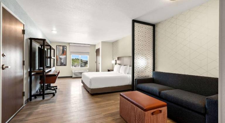 Everhome Suites Nampa Boise in Nampa, ID