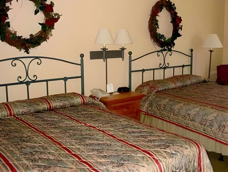 Country Inn & Suites by Radisson, Green Bay, WI in Lam