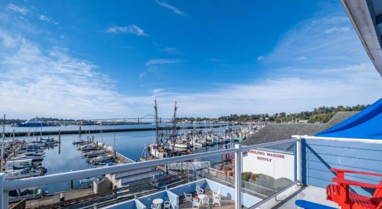 The Landing at Newport Condominium Hotel in Newport, OR