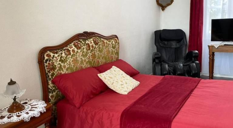 Suite Bien etre du Chateau de la Bouchatte in Montlucon