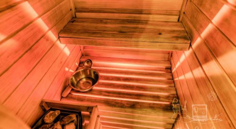 ArkaBarka 2- Floating Dream Rooms and Apartments — photo 5