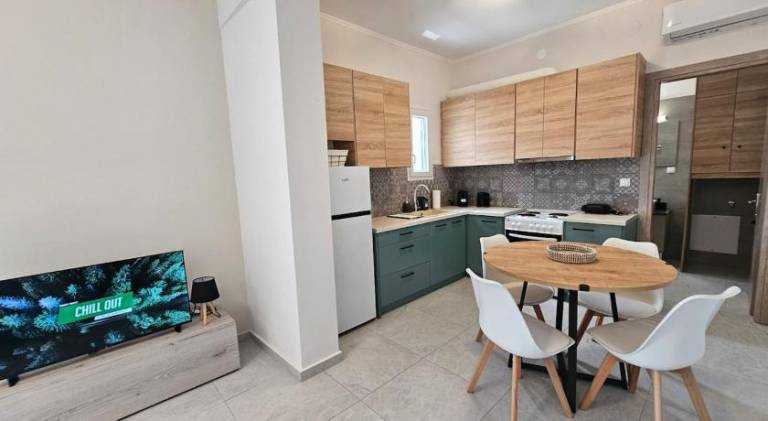 Charming rental apartment with terrace | Pet-friendly in Chios