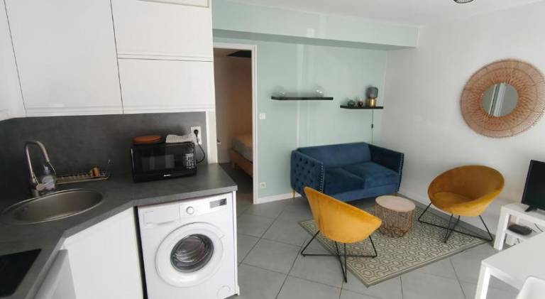 Rental apartment with 1 room for 2 persons in Rouen