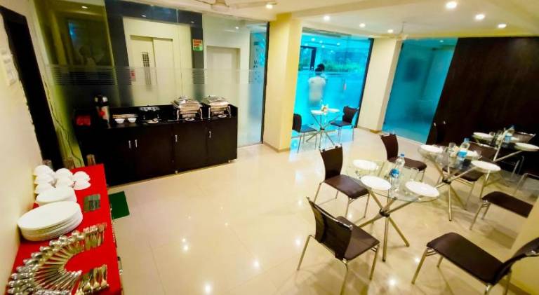 OYO 16354 Hotel Sai Srushti — photo 3