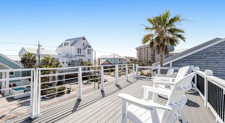 Charming vacation home with pool | Next to the beach | Pet-friendly — photo 5