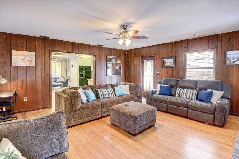 12 Mi to Beach: Cottage w/ Pool in Bradenton — photo 3
