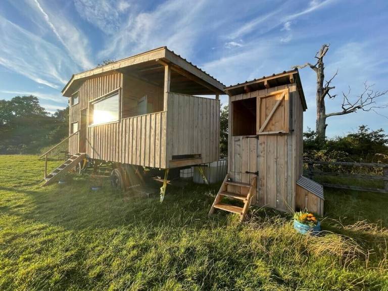Cabin Petworth