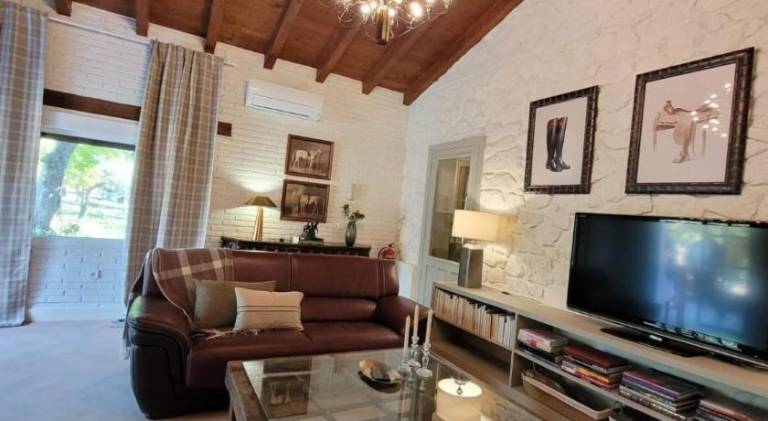 Vacation home with pool in Cáceres