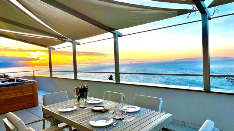 Villa with garden, barbeque & hot tub in Opatija