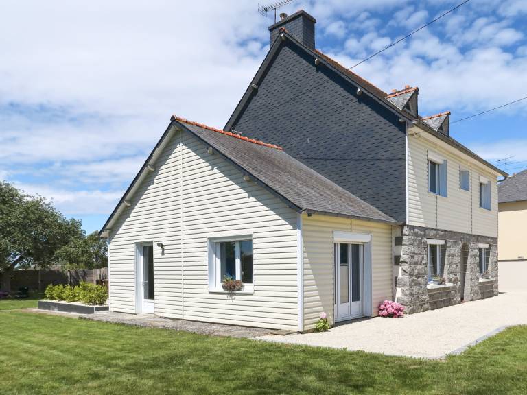 Fully equipped ample house with BBQ, patio & garden | Dogs allowed — photo 2