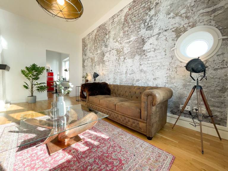 Altbauwohnung mit Panorama Schleiblick, Balkon und Kamin im Herzen von Schleswig — photo 4