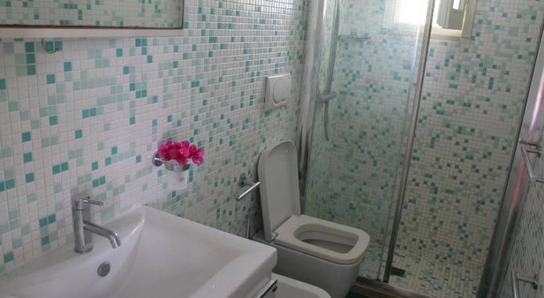 Holiday apartment with 2 rooms for 6 persons — photo 2