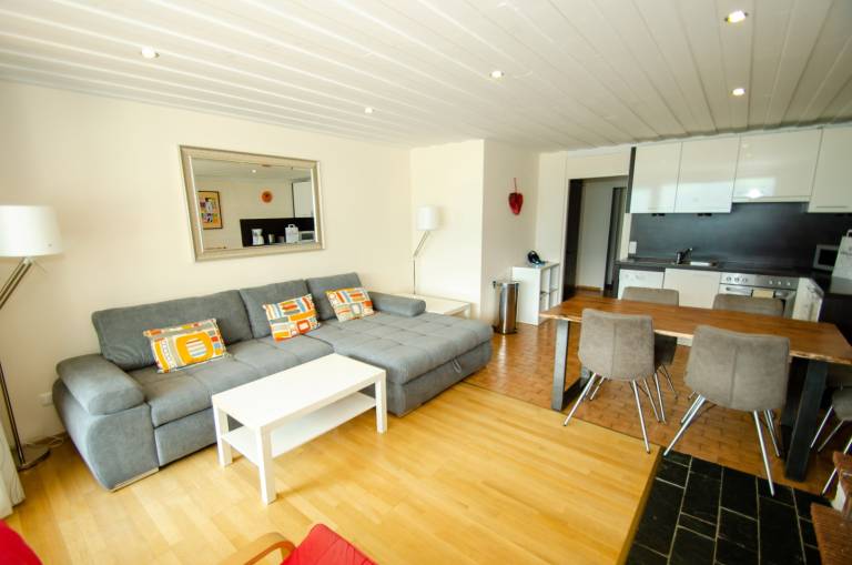 Charming rental apartment with yard | Ski nearby | Pets allowed — photo 4